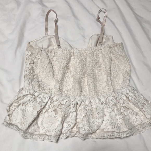 Talula tank top from Aritzia in white. Medium. - Picture 3 of 3